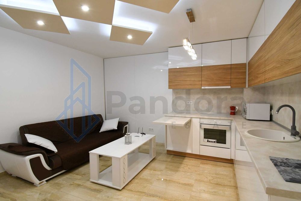 Дава се под наем Тристаен апартамент в София, Банишора - 105 кв.м за 597.21 € - Снимка #9