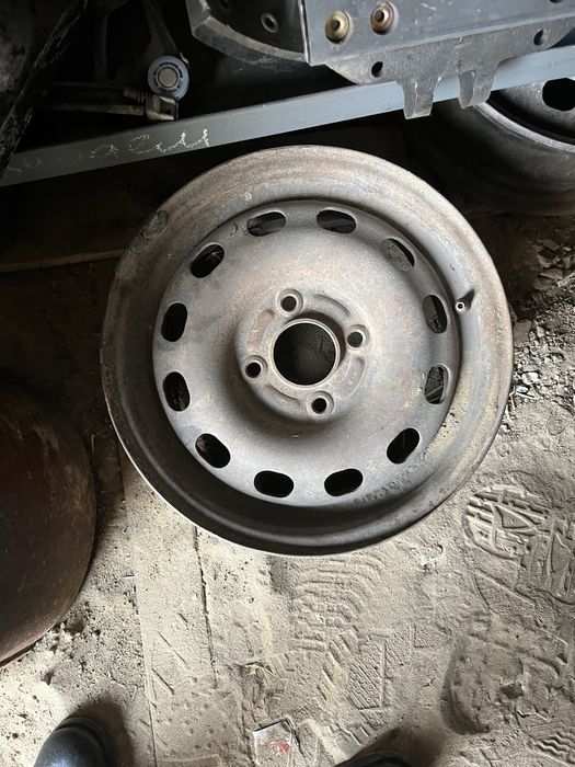 диска простой р14 ауди 80 нен шыккан