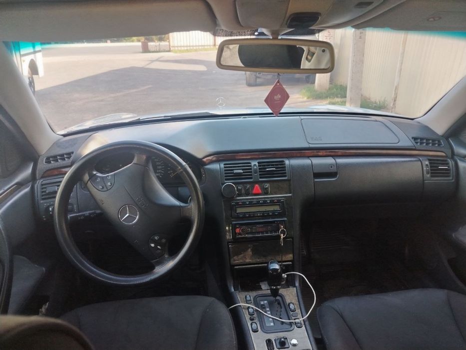 Mersades bens  w210