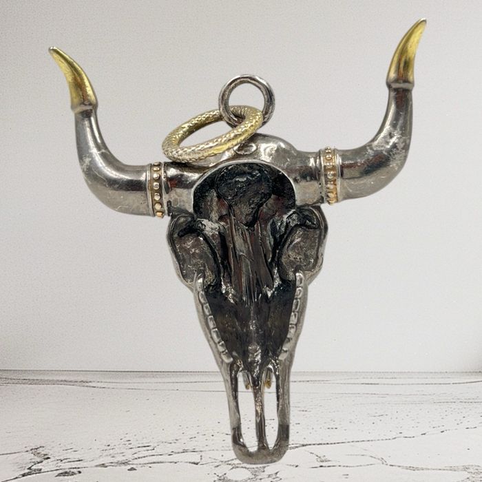 Сребърна висулка bloom бик