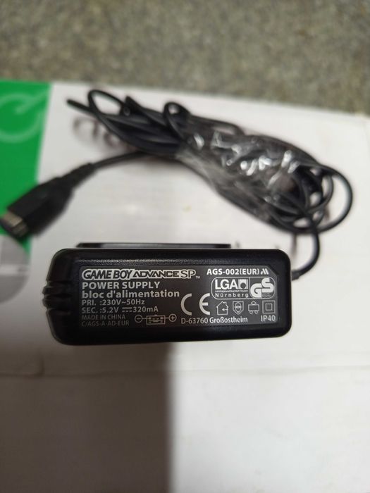 Încărcător Nintendo