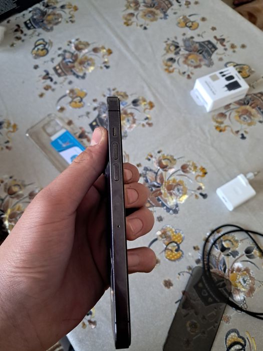 Продам айфон 14 про макс