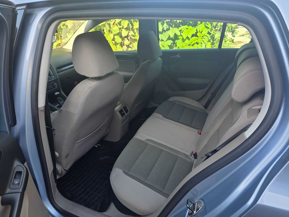 VOLKSWAGEN Golf 2010 — imagine 5