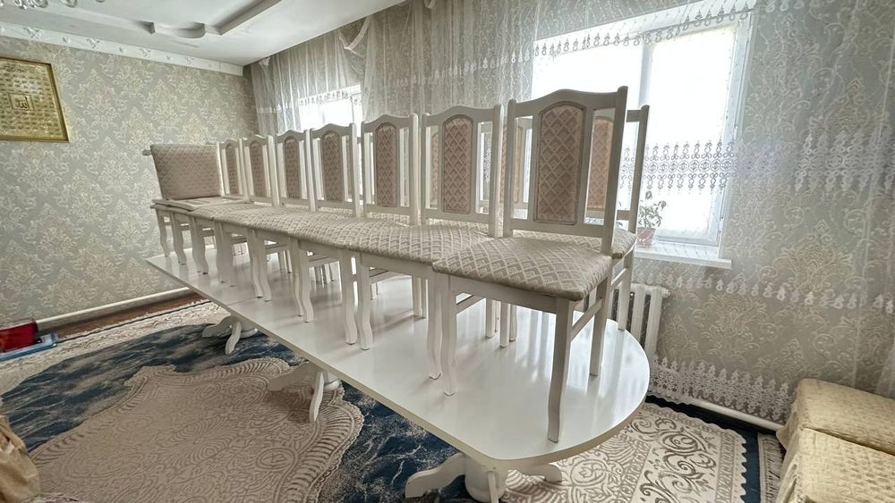 Стол стуля стол стуля