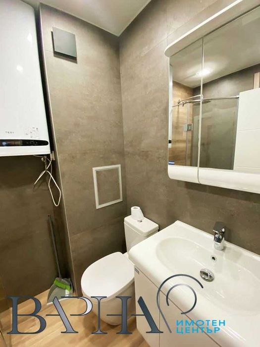 Дава се под наем Двустаен апартамент в к.к. Св.Св. Константин и Елена - 70 кв.м за 498.27 € - Снимка #8