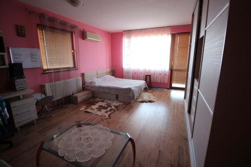 Продава се Къща в Свети Влас - 357 кв.м за 897 €/кв.м - Снимка #9