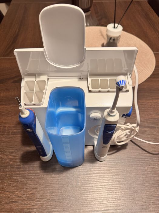 Periuta de dinti plus dus bucal Oral-B Oxyjet