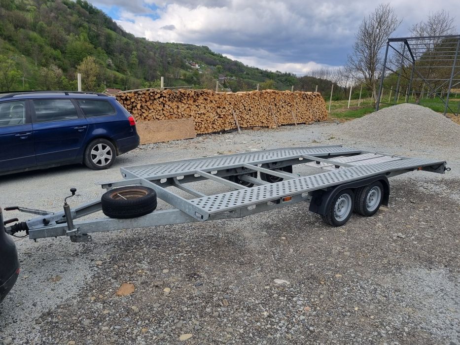 Vând Platforma Gala 2023 , 5 metri, 2700kg