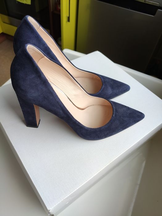 Елегантни обувки на ток Baldowski, размер 39