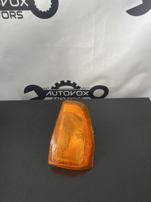 Lampa semnalizare stanga fata Dacia Nova NOUA ORIGINALA
