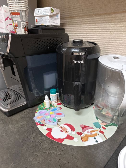 Air fryer tefal pentru 2-3 persoane