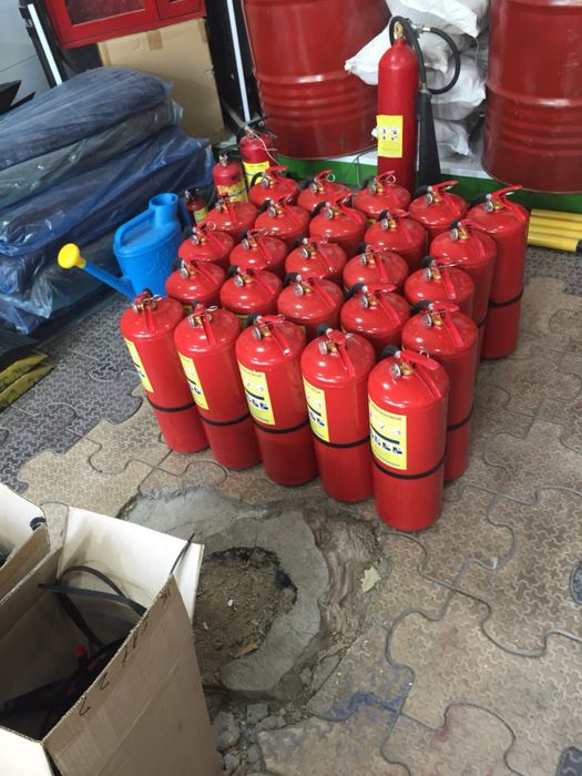 Огнетушитель Россия срок гарантия 3 йил барча турли огнетушителл бор