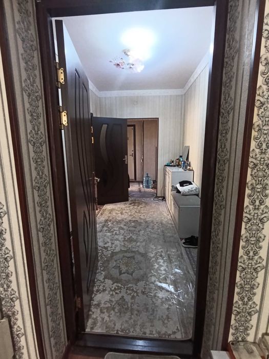 Sergeli Doʻstlik-2 mavzesida 3 xonali kvartira sotiladi