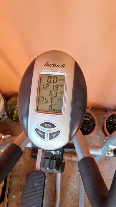 Кростренажор Actuell Fitness KP-280 (С дисплей и регулиране на натоварването)