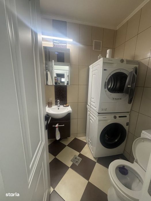 Apartament 4 camere decomandat ,Lăpuș Argeș ,zona Sucpi