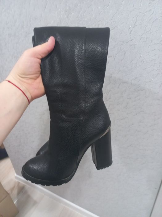 Продам осенние сапоги