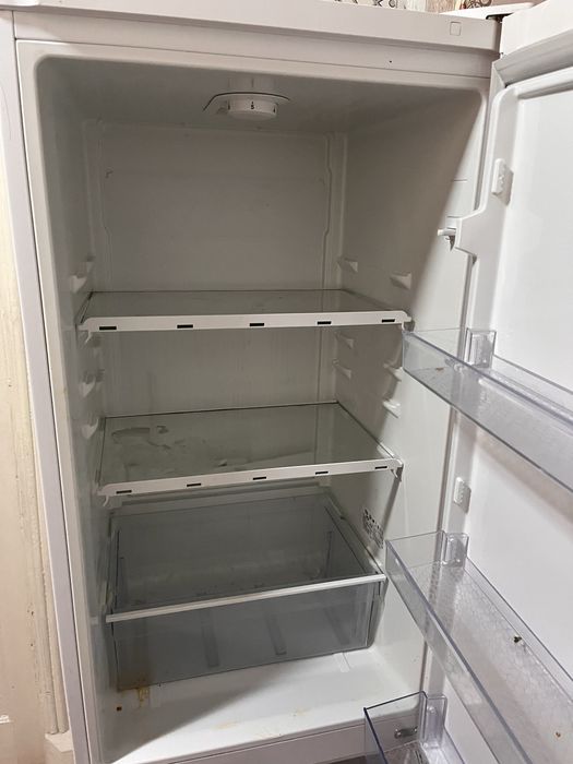 Продам холодильник б/у