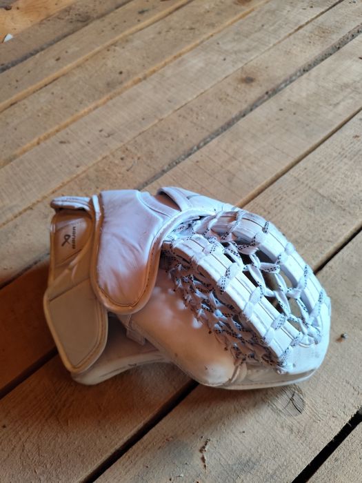 Mănușă prindere portar hochei 12-16 ani