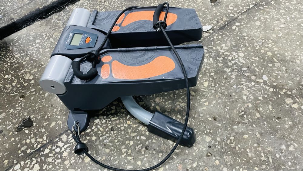 Степпер TORNEO в хорошем состоянии