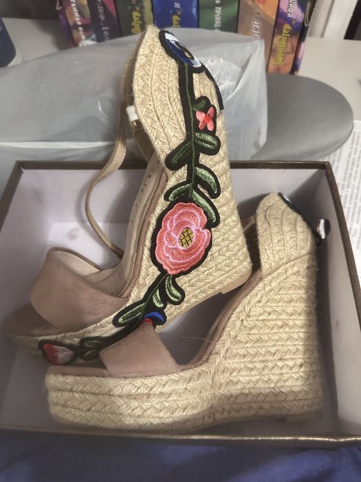 почти новый туфли  от Gucci
