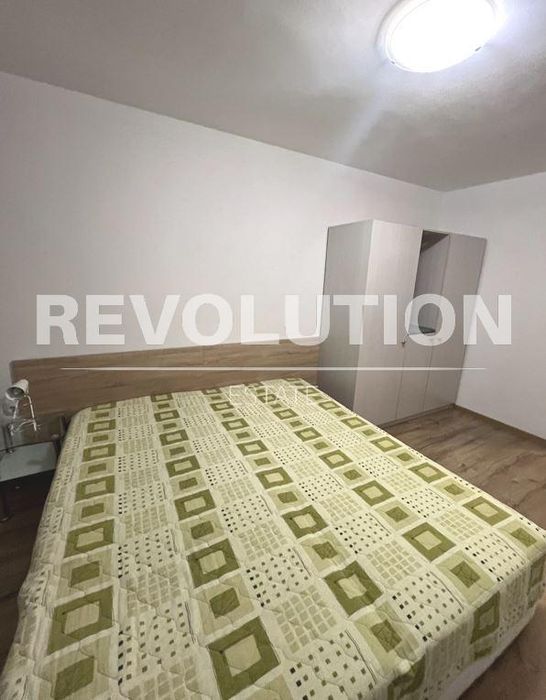 Дава се под наем Тристаен апартамент в Варна, Център - 65 кв.м за 650 € - Снимка #3