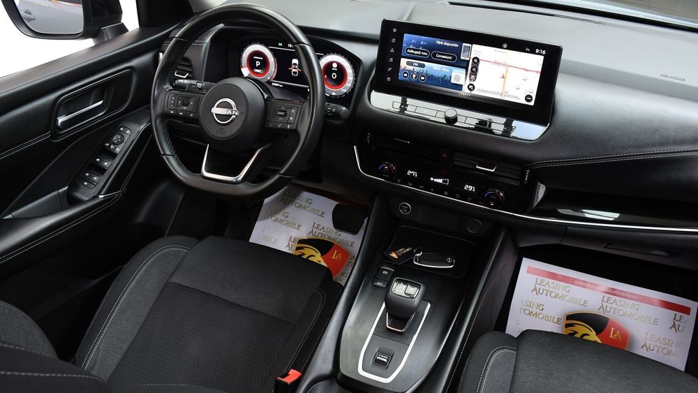 Nissan Qashqai 29.900KM Faruri Led Camere360 Lane Side Assist Ceasuri Plasma NaviMare