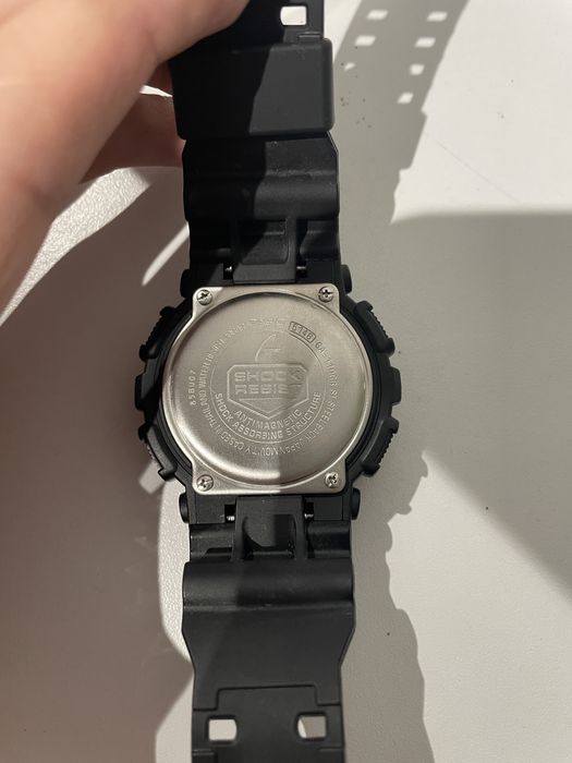 Ceas cronograf, Negru