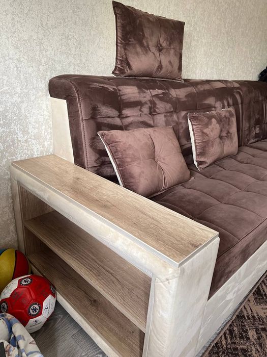 Угловой раскладной диван