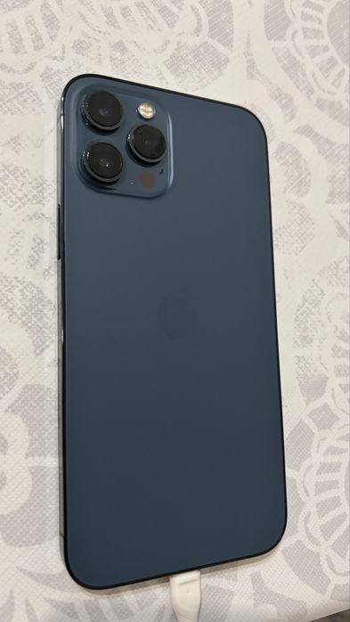 Айфон 12 про Макс