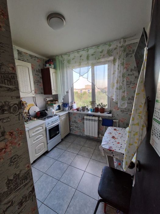 Продам 3 к.кв р-он прс.Абая