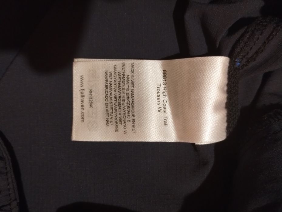Pantaloni dama Fjall Raven High Coast Trail noi fara eticheta