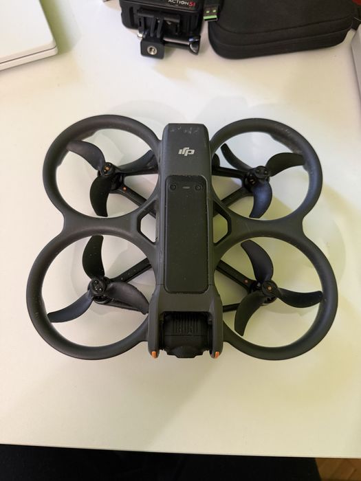 Dji Avata 2 pachet Fly more combo