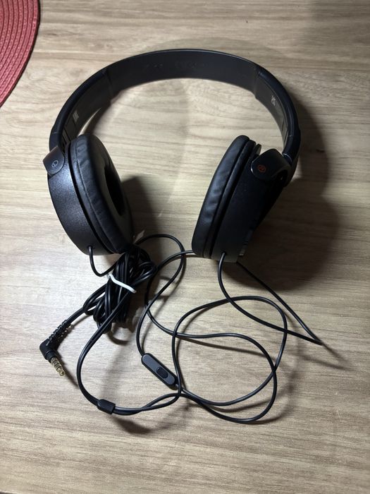 Căști Sony cu fir