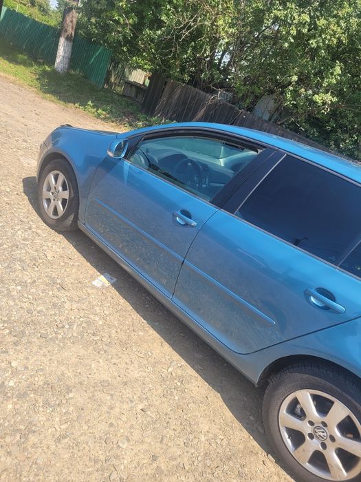 Vând Golf 5 2.0 BKD