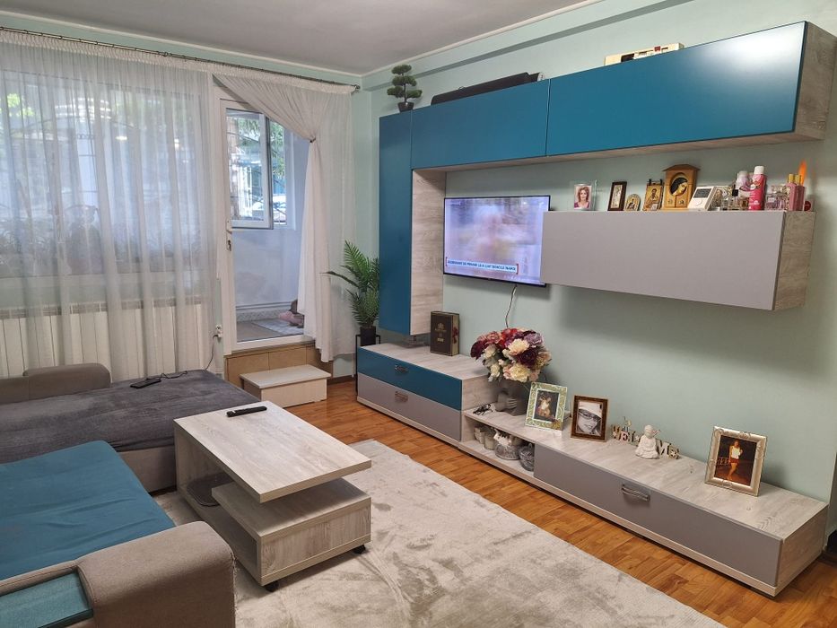 DE VANZARE 2 camere,avantaje multiple,renovat,balcon construit,centrală proprie