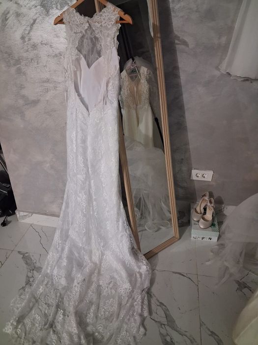 Rochii mireasa de închiriat/vânzare