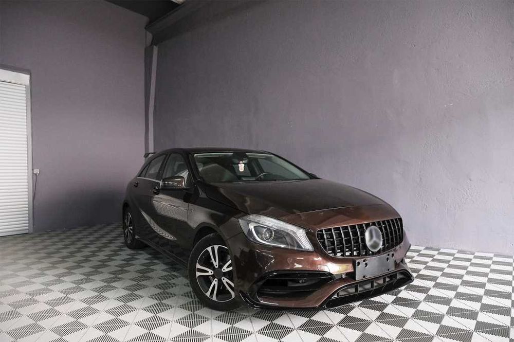Pachet Exterior Mercedes A-Class W176 (2012-2018) Facelift A45 Look