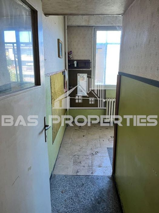 Продава се Двустаен апартамент в София, Свобода - 67 кв.м за 1792 €/кв.м - Снимка #2