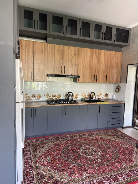 Кибрай тумани Обод махаллада 5 хона 4 сотих уй сотилади