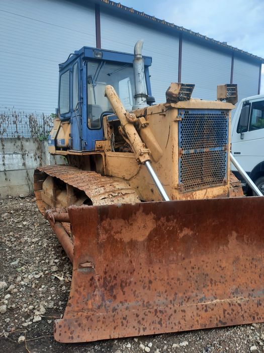 Buldozer Komatsu D65E-8