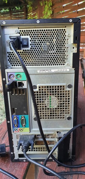 Настолен компютър Dell Presisio  T1600  + Монитор  LG