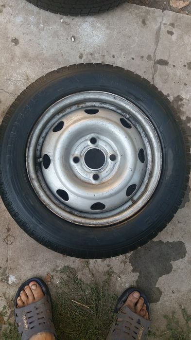 Anvelope cu jenti  175/60 R13 76T :3 buc. pentr.Rem. Auto CARACAL, Amă
