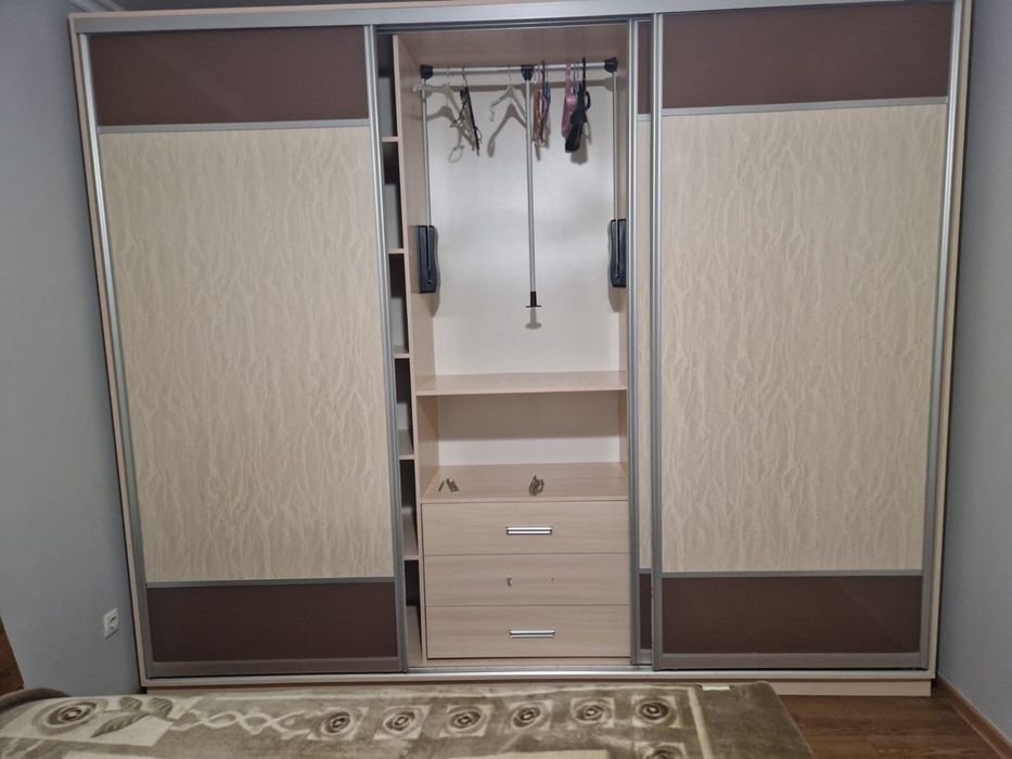 Шкаф купе 3 секций