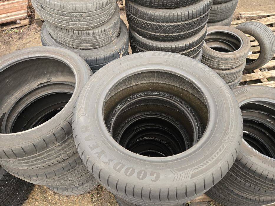 2бр. 225 55 16 Goodyear летни.