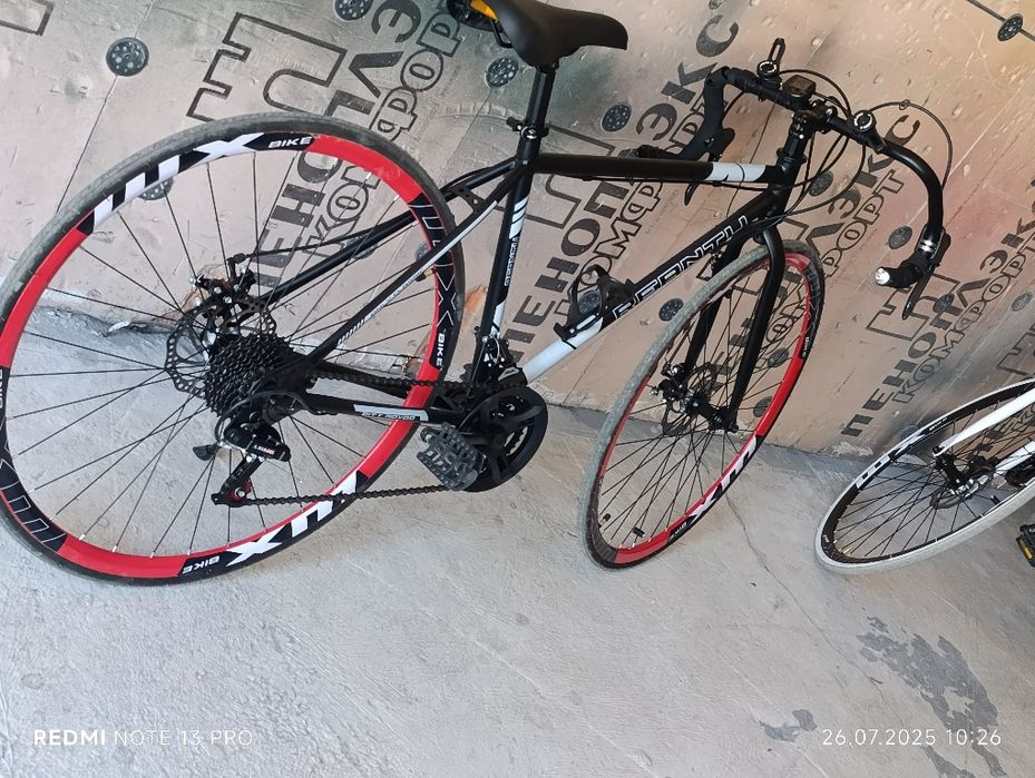 Шоссейник  черный