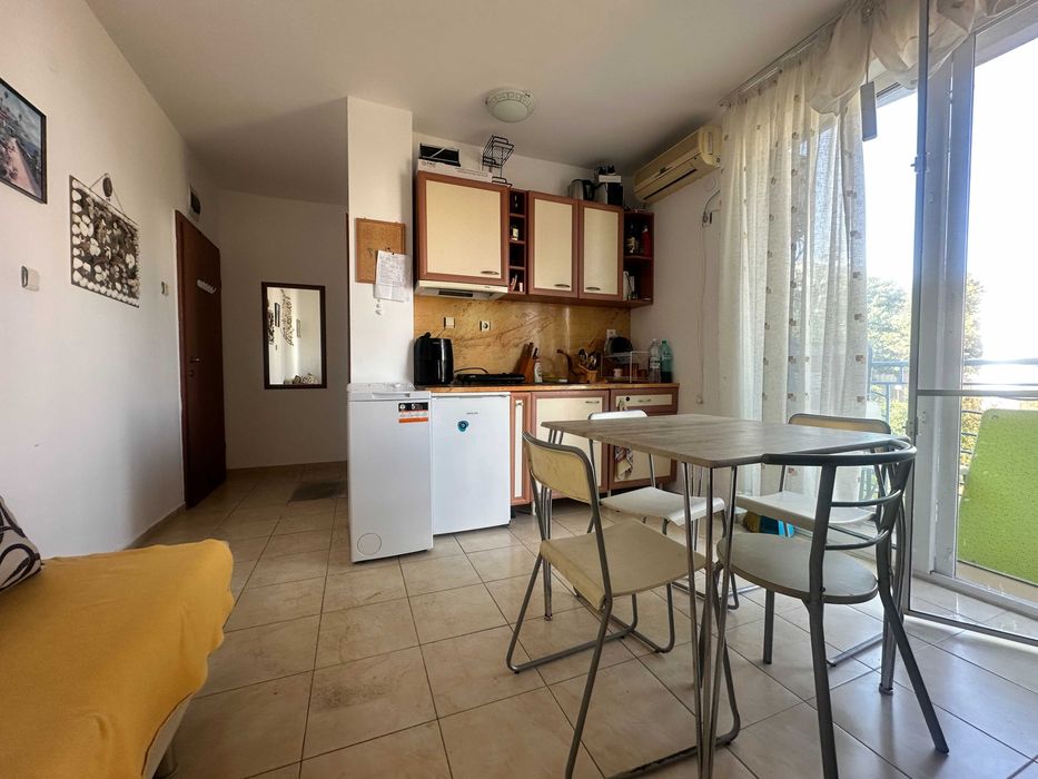 Продава се Двустаен апартамент в к.к. Слънчев бряг - 40 кв.м за 1213 €/кв.м - Снимка #1