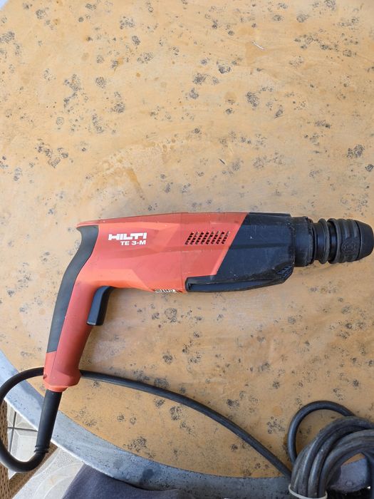 HILTI TE 3-M Ударно-пробивна машина