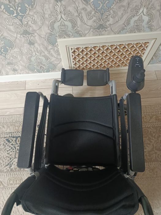 Инвалидная коляска