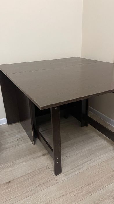 Стол для гостей 3 метр