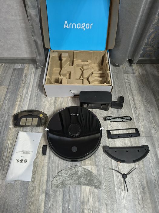 Робот прахосмукачка като нова arnagar s8